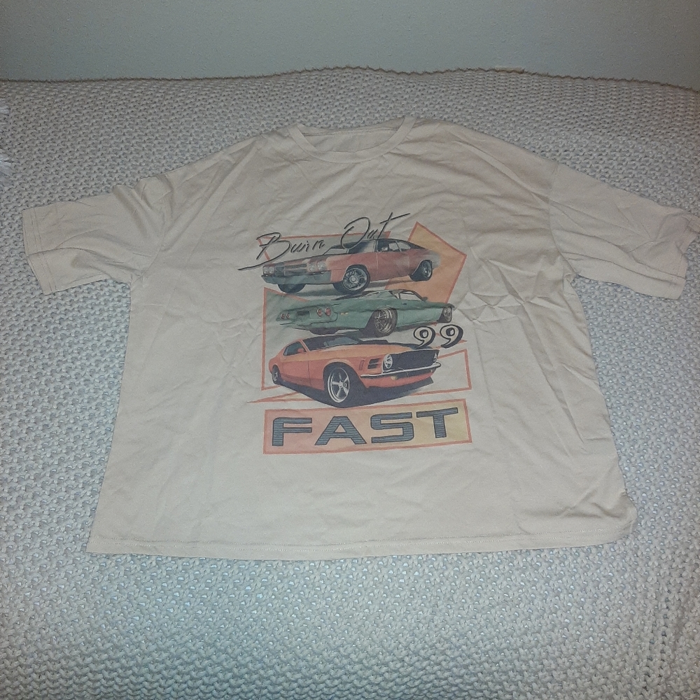 XL cream car T-shirts from Shein